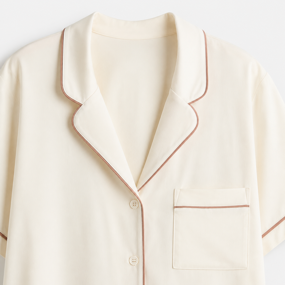 Ivory rose-piped cotton short set collar and neck closure